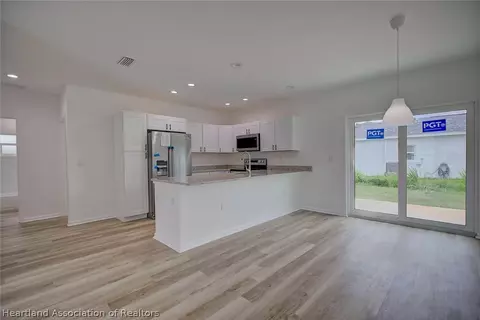 817 Renault Ave, Sebring, FL 33872 photo 11