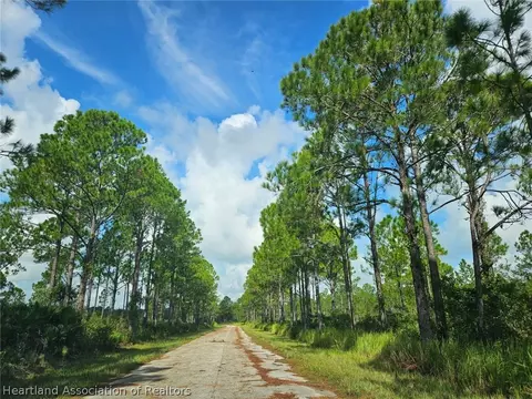 8010 Carillo Dr, Sebring, FL 33872 photo 1