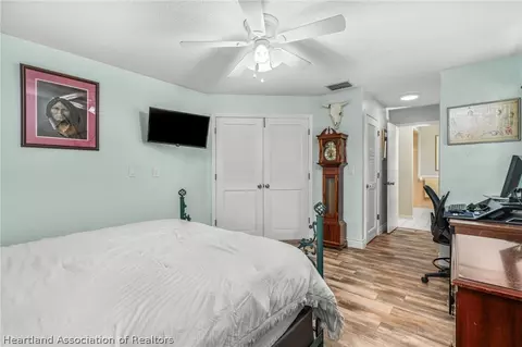 Bedroom - 3109 Duffer Rd, Sebring, FL 33872 photo 2 of 8