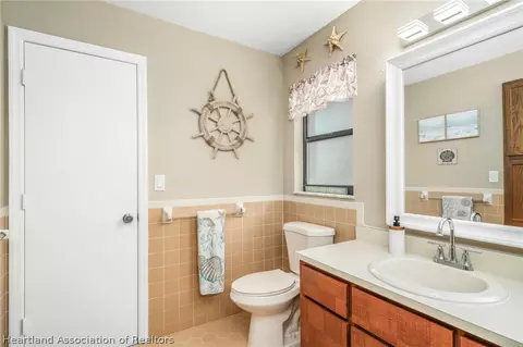 Bath - 3109 Duffer Rd, Sebring, FL 33872 photo 7 of 8