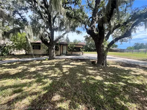 3106 Holly St, Lake Wales, FL 33898