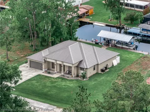 3005 Waterway Dr, Lake Placid, FL 33852