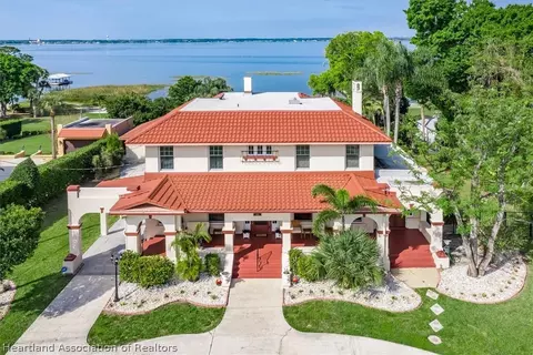 1841 Lakeview Dr, Sebring, FL 33870