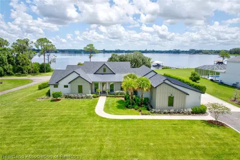 4024 Camp Shore Dr, Sebring, FL 33875