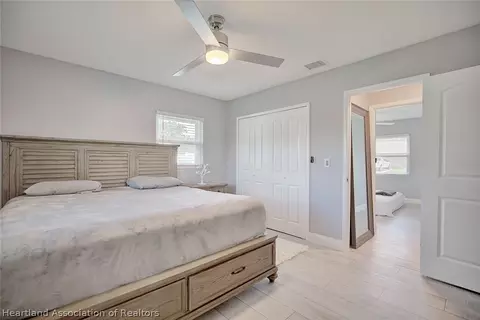 Bedroom - 3517 Dolphin Dr, Sebring, FL 33870 photo 1 of 5