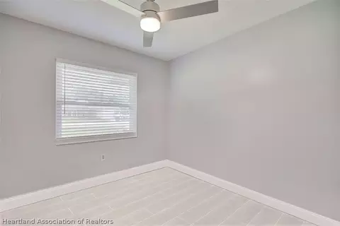 Bedroom - 3517 Dolphin Dr, Sebring, FL 33870 photo 5 of 5