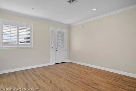 Living - 308 Maple Ln, Sebring, FL 33876 photo 1 of 1