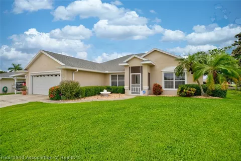 136 Citrus Rd NE, Lake Placid, FL 33852