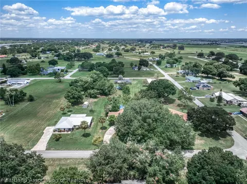 View/Area - 600 Cherry Tree Dr, Sebring, FL 33876 photo 6 of 9