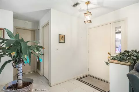 Entry Way - 600 Cherry Tree Dr, Sebring, FL 33876 photo 1 of 1