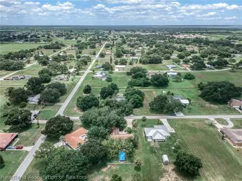 View/Area - 600 Cherry Tree Dr, Sebring, FL 33876 photo 3 of 9