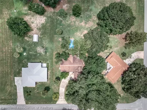 View/Area - 600 Cherry Tree Dr, Sebring, FL 33876 photo 5 of 9