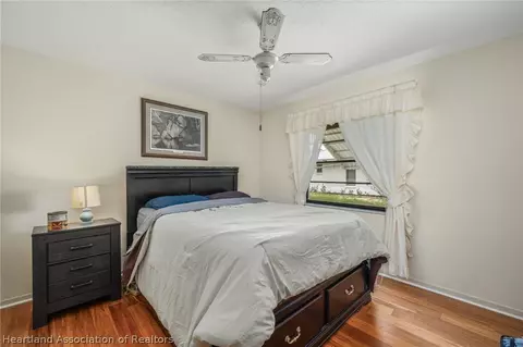 Bedroom - 600 Cherry Tree Dr, Sebring, FL 33876 photo 6 of 10