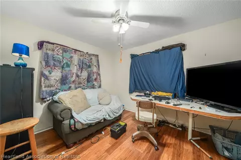Bedroom - 600 Cherry Tree Dr, Sebring, FL 33876 photo 9 of 10
