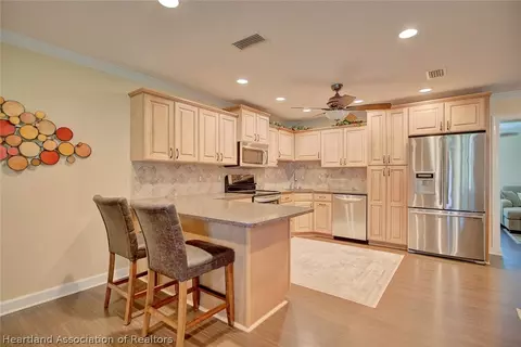 320 Kite Ave, Sebring, FL 33870 photo 11