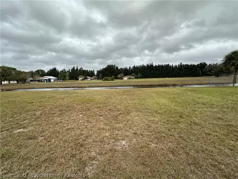 8533 Andes Ct, Sebring, FL 33876 photo 2