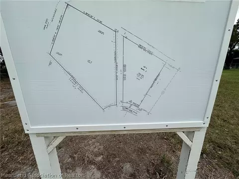 8533 Andes Ct, Sebring, FL 33876 photo 16