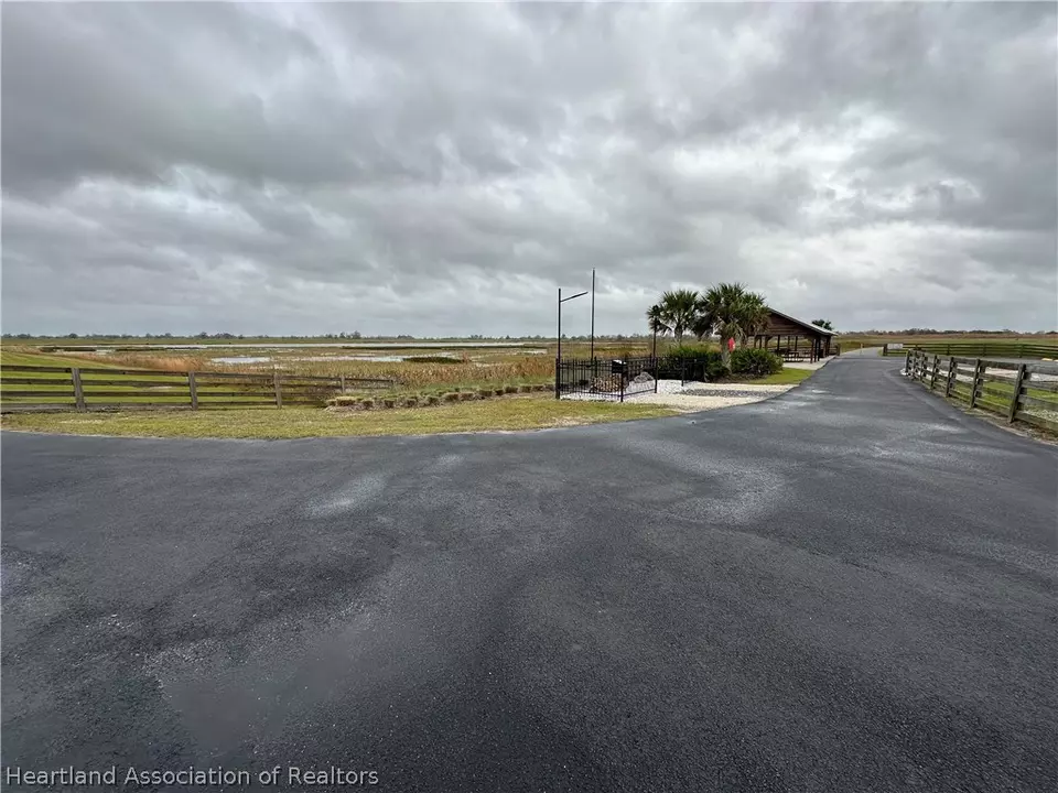  440 Mirador Dr, Sebring, FL 33876 photo 11
