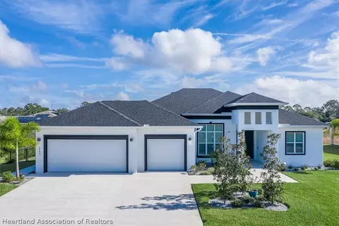 5940 Nevada St, Sebring, FL 33872