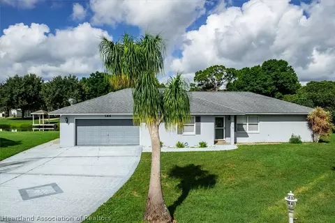 144 Ida Ave, Lake Placid, FL 33852