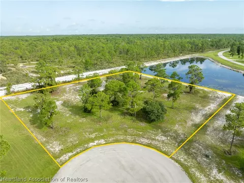 2004 Firelight Cir, Sebring, FL 33875