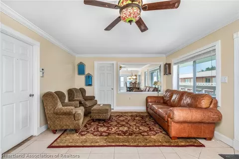 2113 Lakeview Drive 9c, Sebring, FL 33870 photo 5