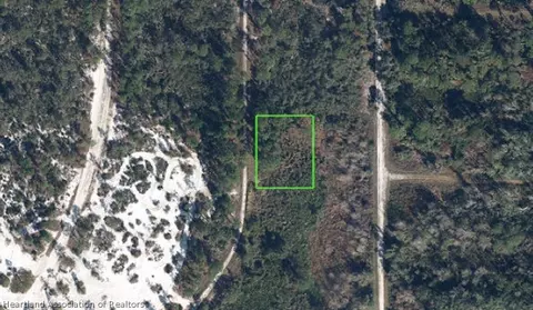 3016 Holly St, Lake Placid, FL 33852