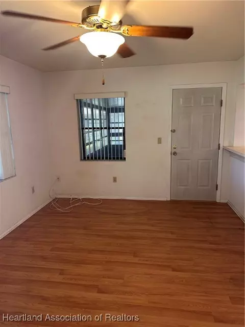 Living - 3245 Cedar Dr, Sebring, FL 33875 photo 4 of 4