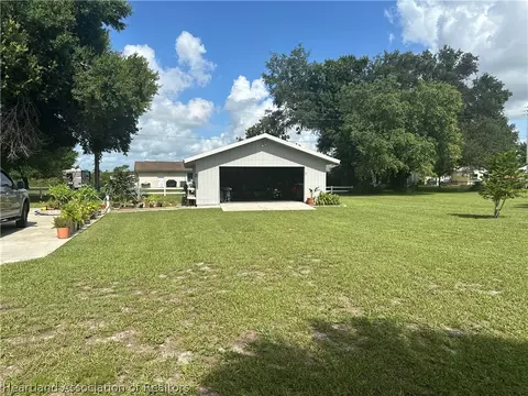 Exterior - 3245 Cedar Dr, Sebring, FL 33875 photo 9 of 9