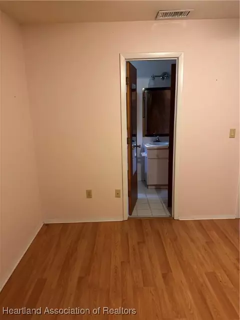 Bedroom - 3245 Cedar Dr, Sebring, FL 33875 photo 1 of 3