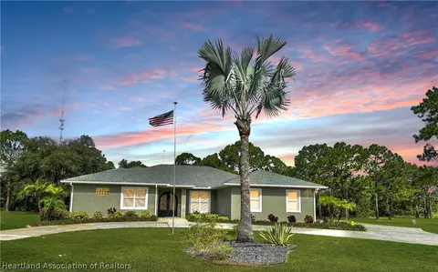 100 Pearl Rd, Lake Placid, FL 33852