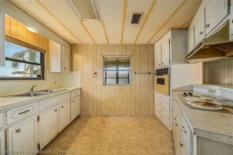 3527 Delaware Ave, Sebring, FL 33870 photo 7