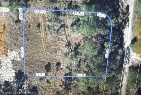 345 Rolling Hills Dr, Lake Placid, FL 33852