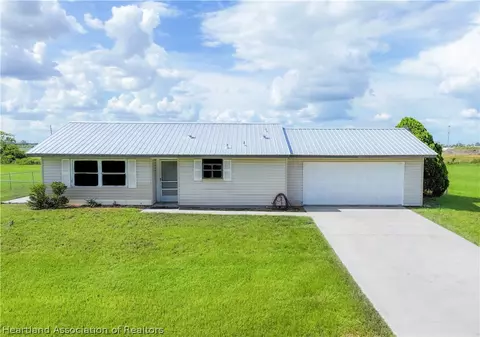 8817 Castile Rd, Sebring, FL 33876