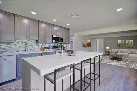 Kitchen - 3505 King Dr, Sebring, FL 33870 photo 2 of 5