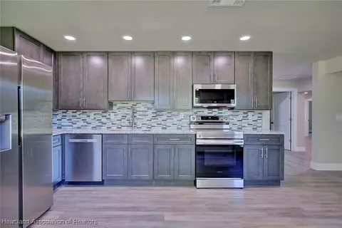 Kitchen - 3505 King Dr, Sebring, FL 33870 photo 5 of 5