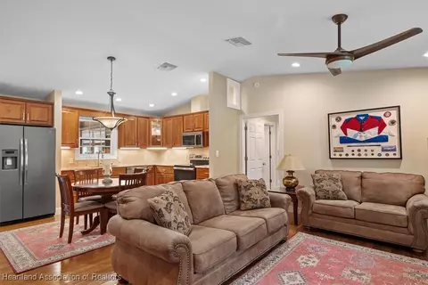 120 Lakeside Rd, Sebring, FL 33870 photo 2