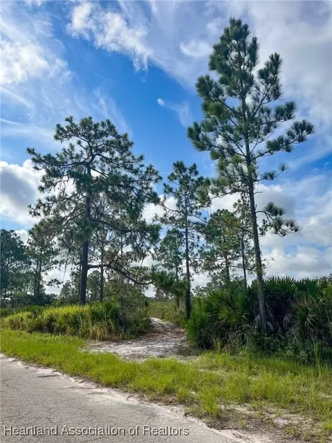 8200 Armisha Dr, Sebring, FL 33872 photo 1