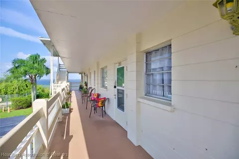 1801 Lakeview Drive 211, Sebring, FL 33870