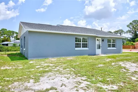 801 Lemans Dr, Sebring, FL 33872 photo 4