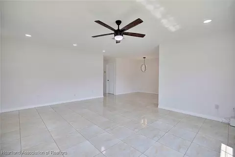 801 Lemans Dr, Sebring, FL 33872 photo 6