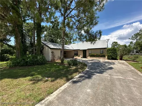 315 Grosbeak Ave, Sebring, FL 33870