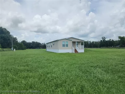 111 Cracker Ln, Wauchula, FL 33873 photo 3