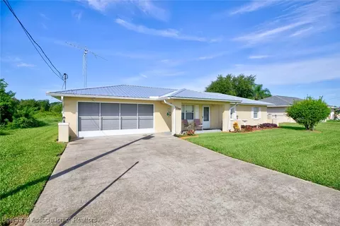 4709 Whiting Dr, Sebring, FL 33870 photo 2