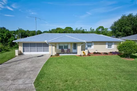4709 Whiting Dr, Sebring, FL 33870