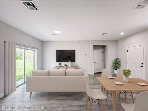 340 Renault Ave, Sebring, FL 33872 photo 2