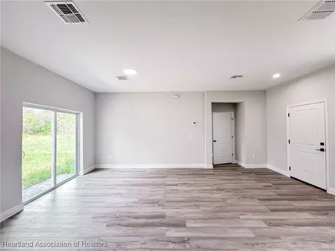 340 Renault Ave, Sebring, FL 33872 photo 7