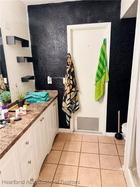 Bath - 119 Parkview Rd, Sebring, FL 33870 photo 1 of 3
