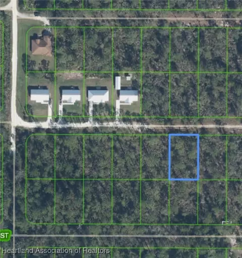 1211 Armstrong St, Sebring, FL 33875 photo 1