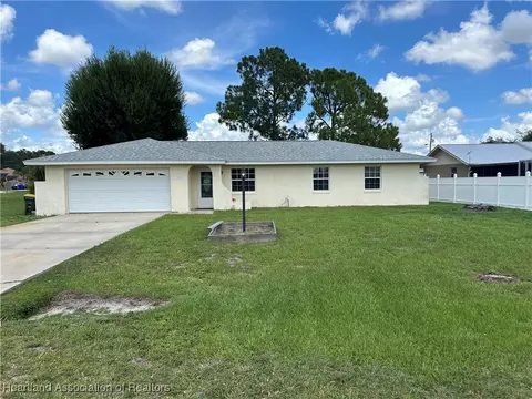2208 Valerie Blvd, Sebring, FL 33870